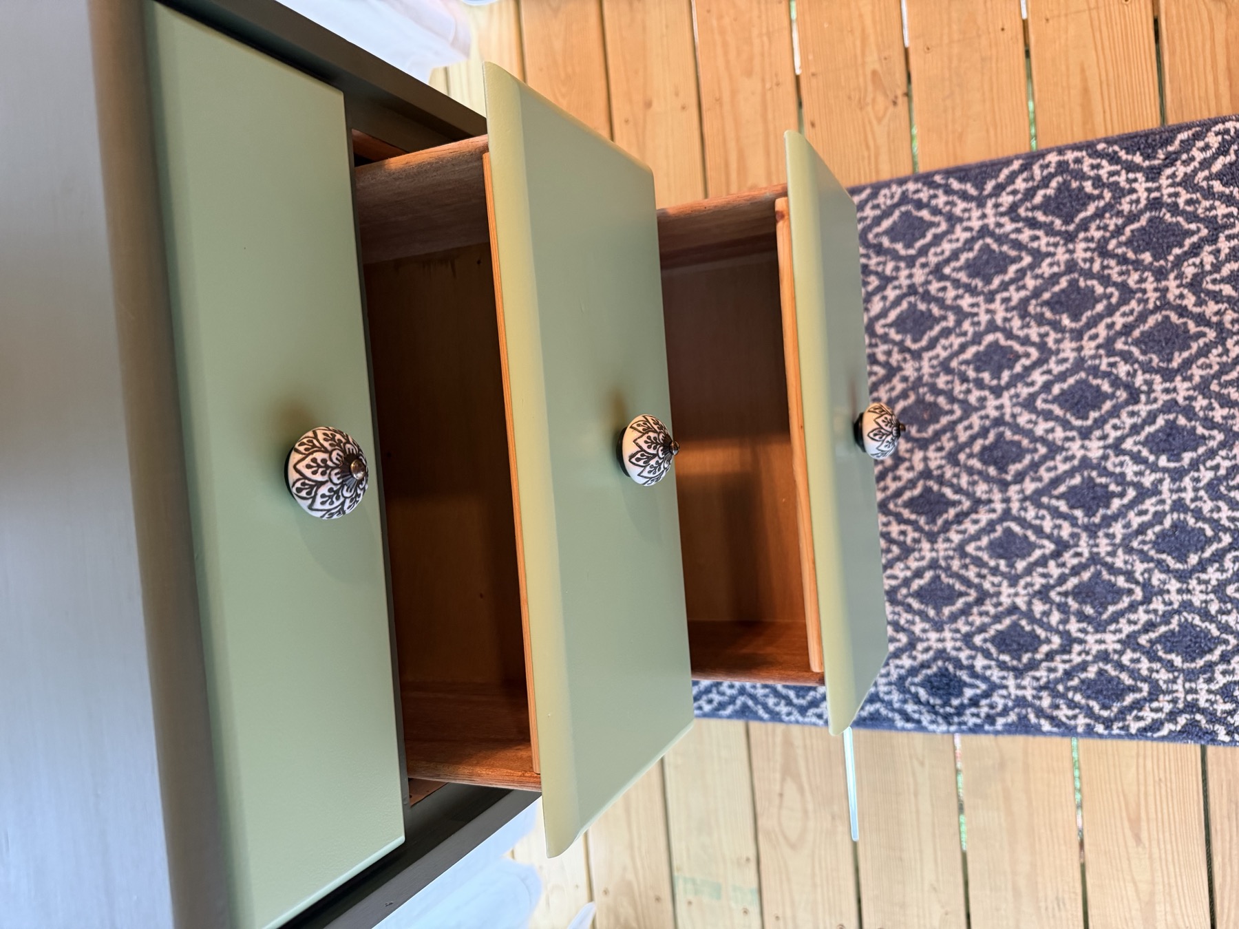 Avocado Dresser photo 10