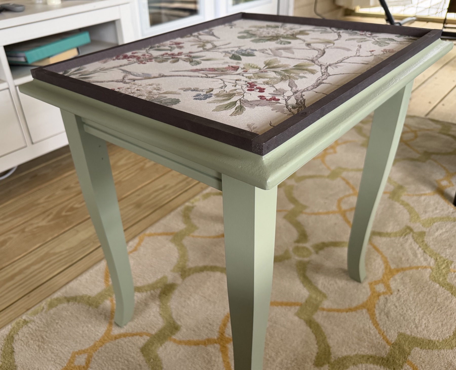Botanical End Table photo 1