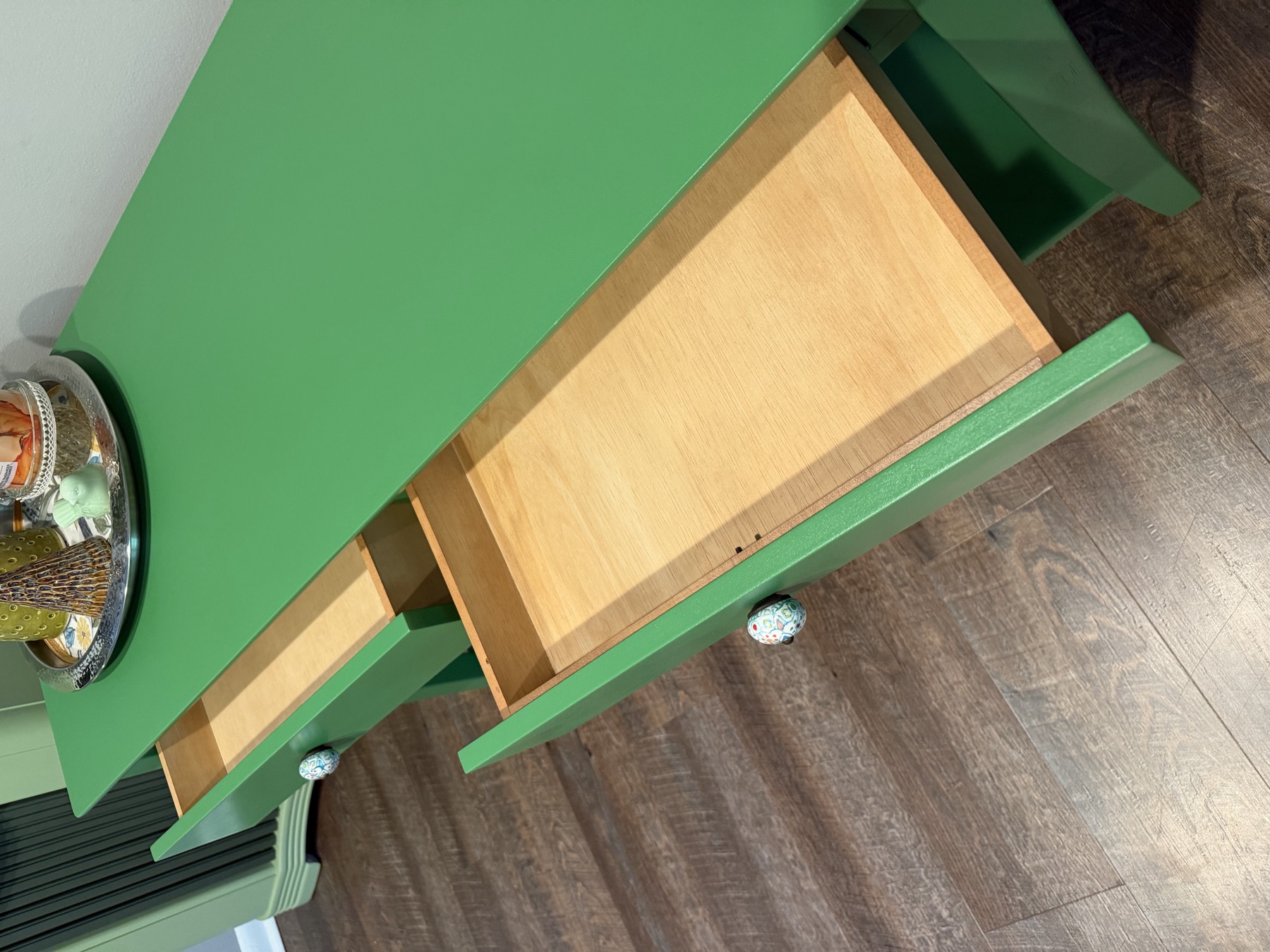 Green Side Table photo 3