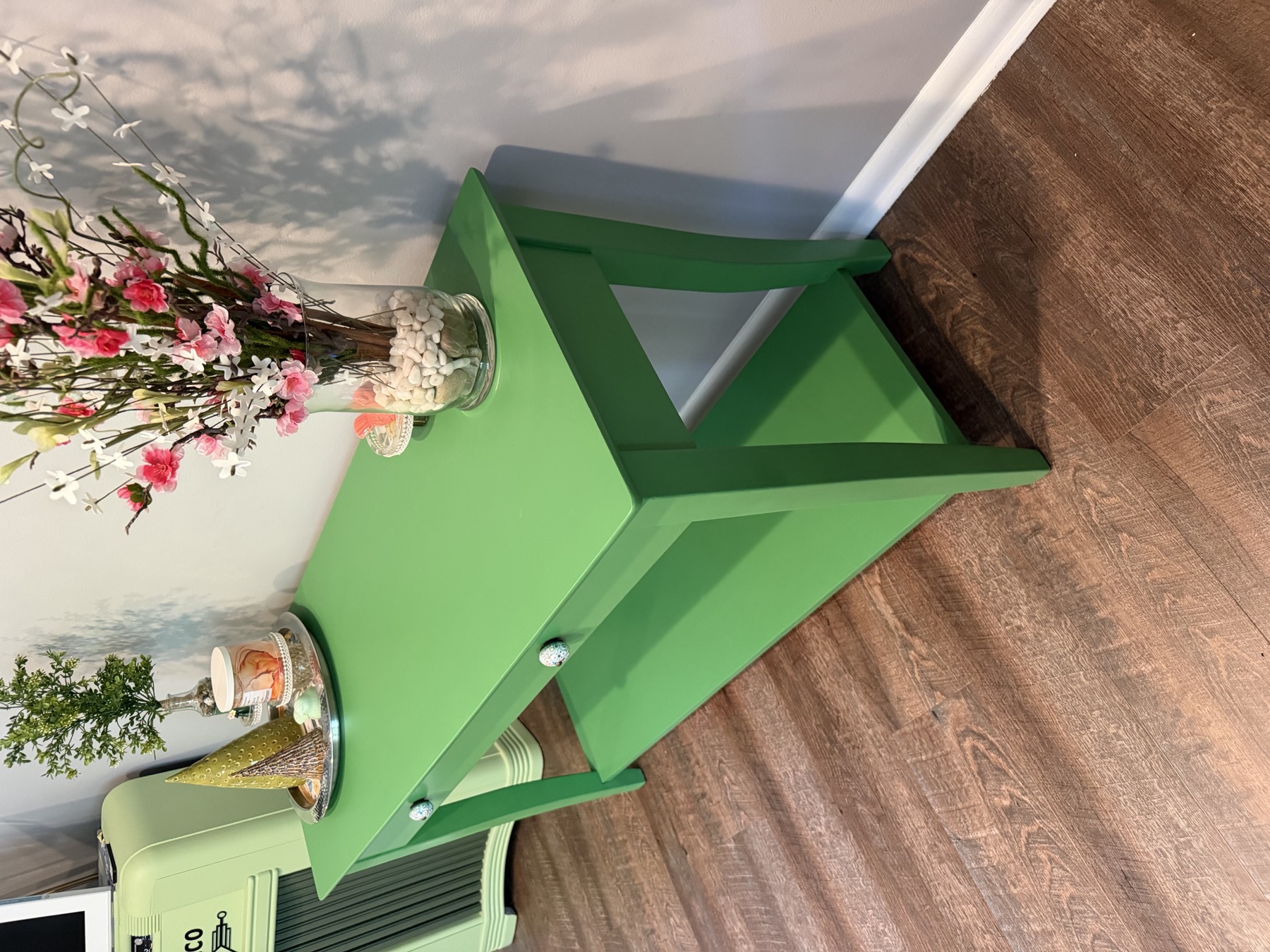Green Side Table photo 4